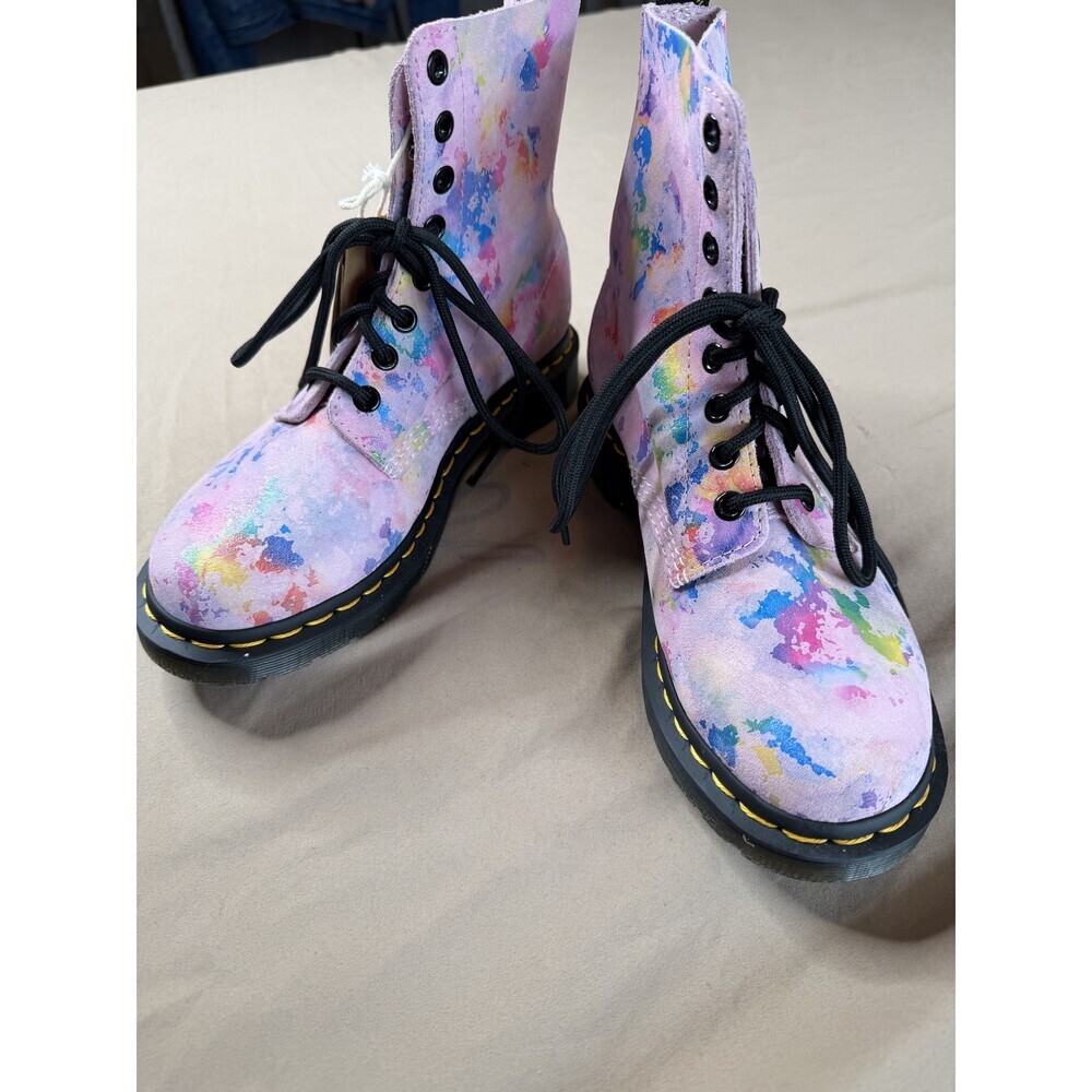 Dr. Martens 1460 Pascal Pink Floral 8-Eye Boots Women's Size 6 NWT - Picture 2 of 8